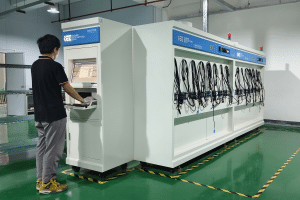 IEETek taşınabilir elektrik santrali/güneş enerjisi invertörü Çin modern fabrika